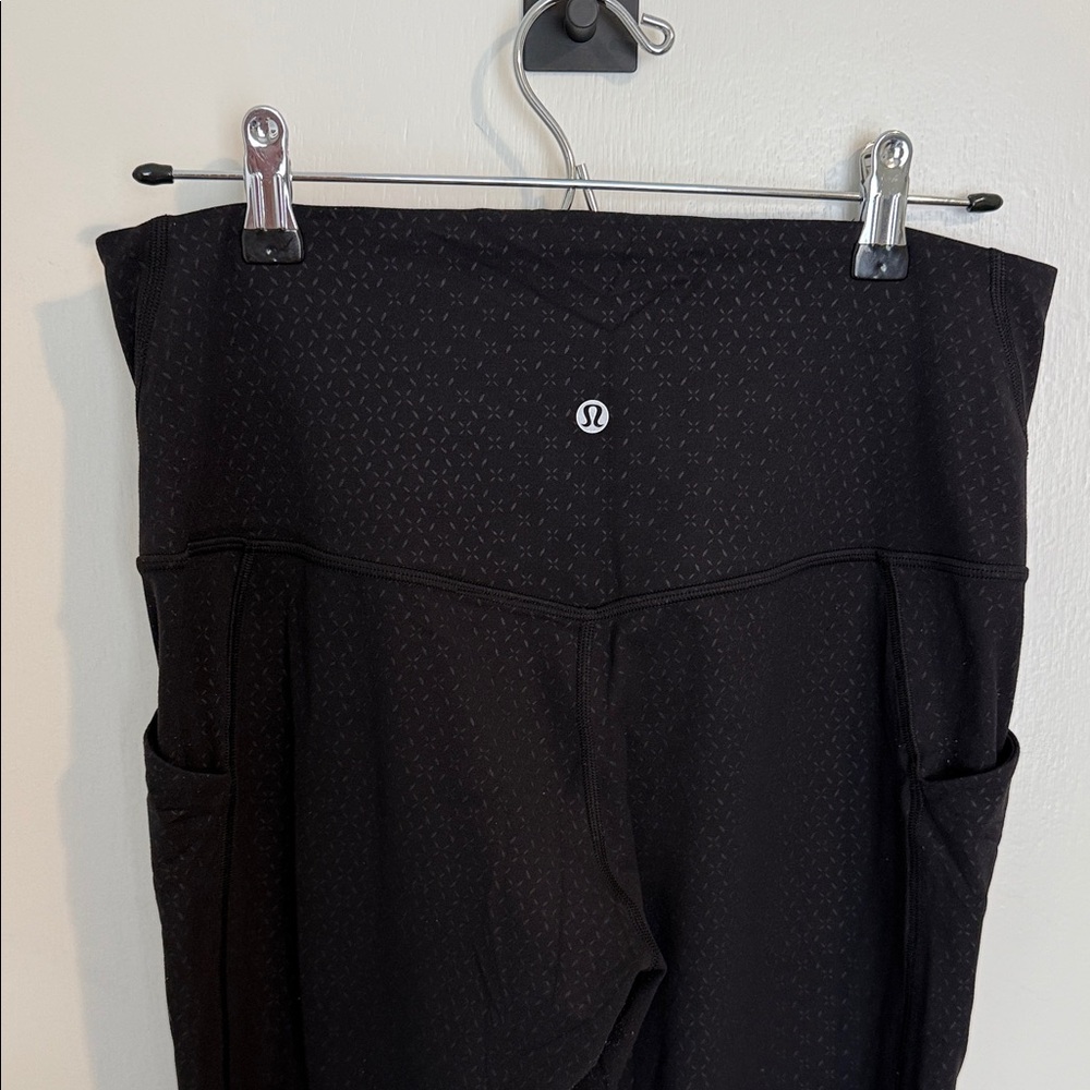 Lululemon Black Printed Leggings